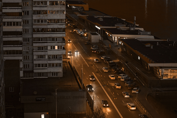 Abstraktes Netzwerk nachhaltiger Verkehrslösungen